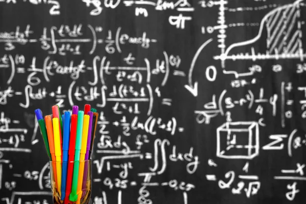 Back School Background Colorful Felt Pens Blurred Math Formulas Written — Stock Photo, Image