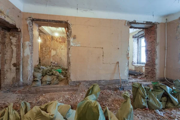 Desmontagem Interior Apartamento Antes Atualizar Remodelar Renovação Extensão Restauração Reconstrução — Fotografia de Stock