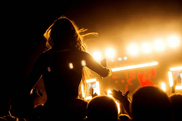 People on music festival — Stock Photo, Image