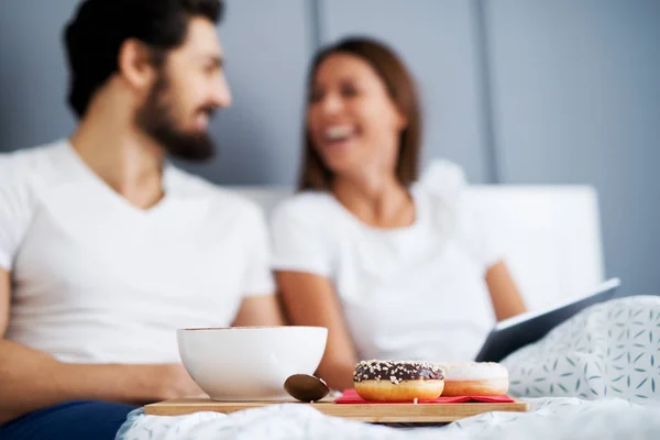 Breakfast Bed Blurred View Happy Love Couple — Stock Photo, Image
