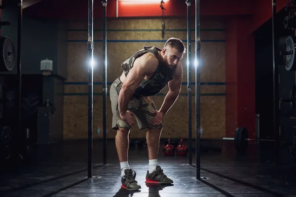 Portrait Young Bearded Muscular Man Having Break Exhausting Training Gym — Stock Photo, Image