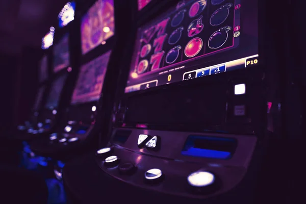 Nahaufnahme Foto Von Glücksspielautomaten Casino Club Nachtleben Konzept — Stockfoto