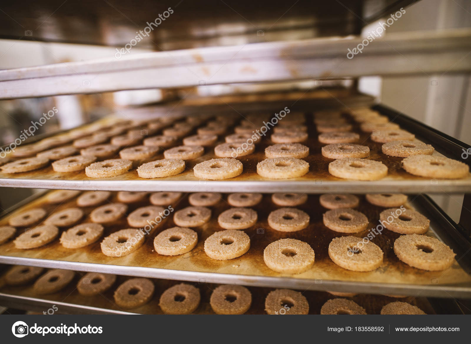 Highly Satisfying Bakery food items production process with Automated Cake  decorating Icing Cookies 