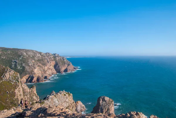 カボ ダ ロカ、ポルトガル。大西洋、ヨーロッパの本土の最も西のポイントで崖. — ストック写真