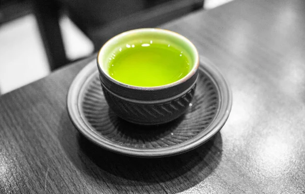 Зеленый японский чай — стоковое фото