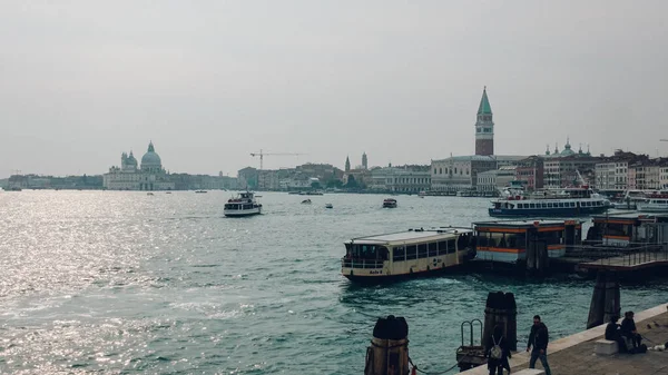 Hermosa foto tomada en la hermosa ciudad de Venecia, Ital — Foto de Stock