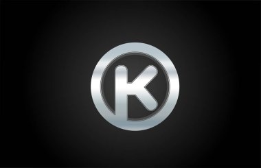 bir şirket için gümüş metal alfabe harfi K simgesi logo tasarımı