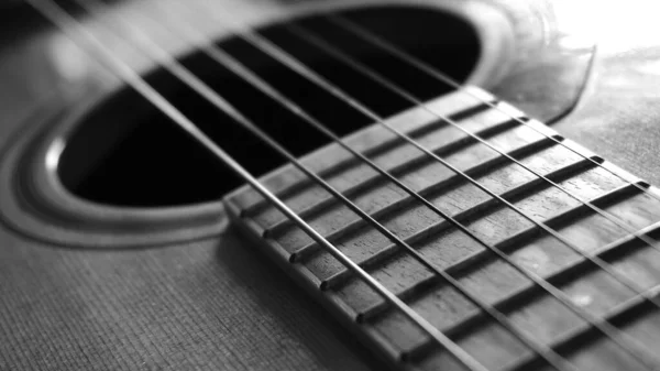 Makroyu Gitar Telleriyle Kapatın Müzik Aleti Konsepti Müzik Ses Siyah — Stok fotoğraf