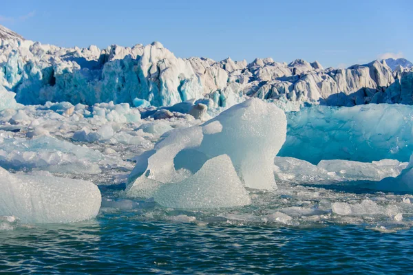 Pezzo di ghiaccio — Foto Stock