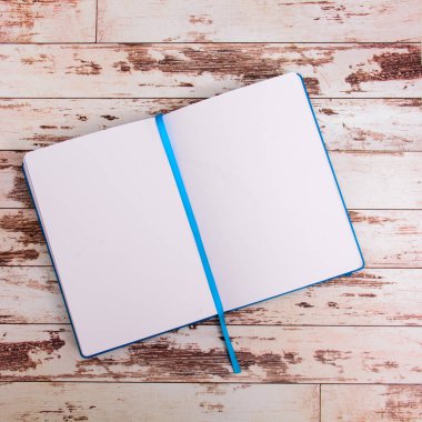 Kadar alay et. Tasarımcı araçları iş üzerinde tablo ahşap arka plan en iyi görünümü