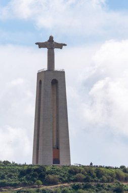 Lizbon, Portekiz 18 Nisan 2019: Lizbon, Portekiz 'deki İsa' nın Heykeli