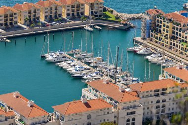 Karadağ 'ın Kotor Körfezi' nin uzak yaşamı