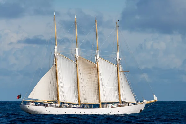 Sailing Ship Four White Sails — Stock Photo, Image