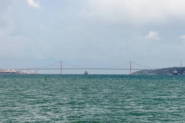 April Bridge Lisbon Portugal — Stock Photo, Image