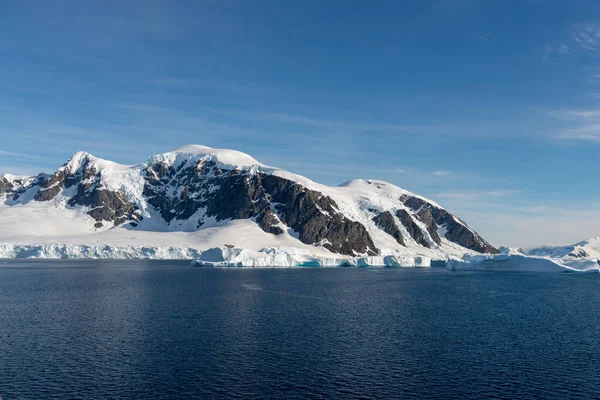 Paesaggio Antartico Con Iceberg Mare — Foto Stock