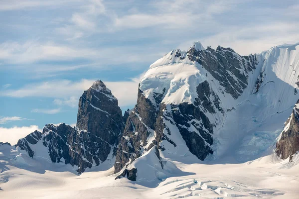 Picos Montaña Con Nieve Antártida — Foto de Stock