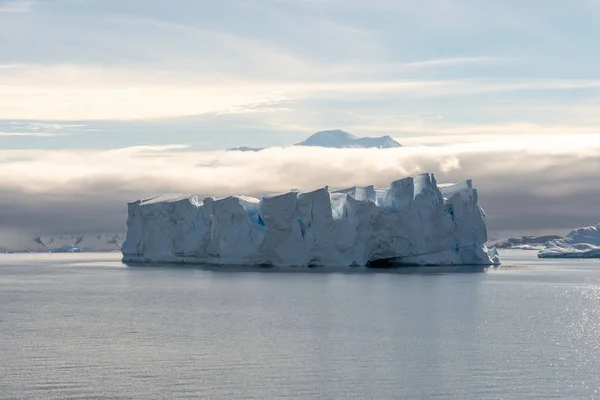 Paysage Antarctique Avec Iceberg Mer — Photo