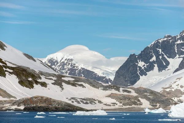 Paisagem Antártica Com Geleira Montanhas — Fotografia de Stock