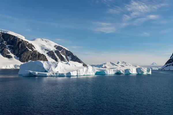 Paysage Antarctique Avec Iceberg Mer — Photo