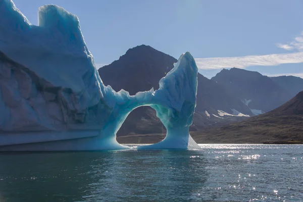 Bellissimo Paesaggio Con Iceberg Groenlandia Durante Estate Tempo Soleggiato — Foto Stock