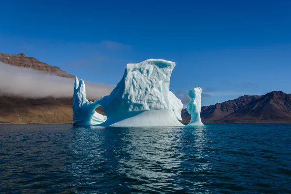 Beautiful Landscape Iceberg Greenland Summer Time Sunny Weather — Stock Photo, Image