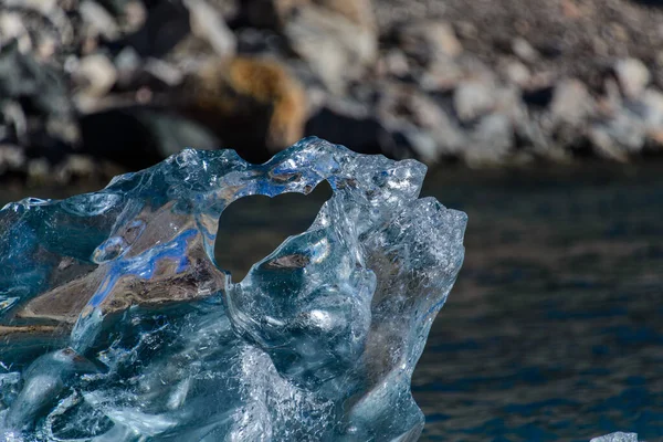 Pedaço Gelo Água Limpa Iceberg — Fotografia de Stock