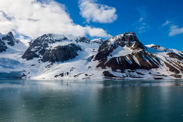 Paisaje Ártico Con Hermosa Iluminación Svalbard — Foto de Stock