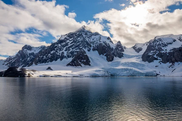 Arctisch Landschap Met Prachtige Verlichting Spitsbergen — Stockfoto