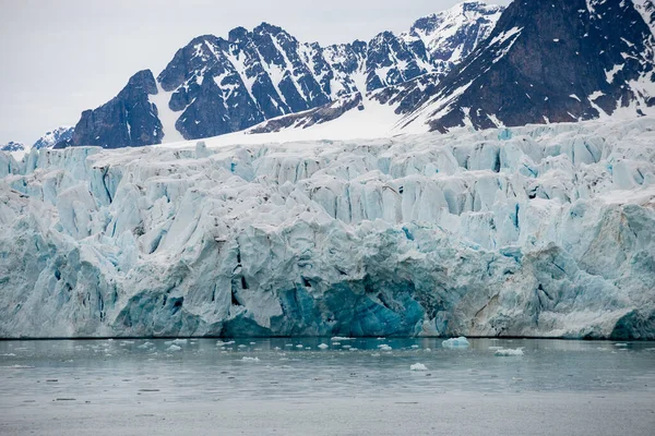 Gletsjer Spitsbergen Arctisch Gebied Uitzicht Vanaf Expeditievaartuig — Stockfoto