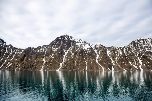 Paisagem Ártico Com Bela Iluminação Svalbard — Fotografia de Stock