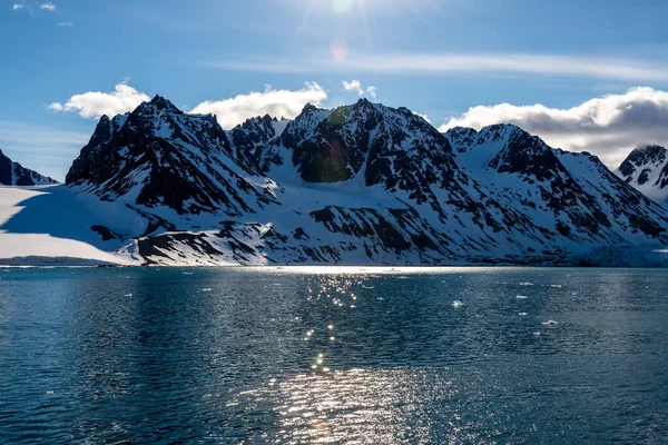 Arktiskt Landskap Med Vacker Belysning Svalbard — Stockfoto