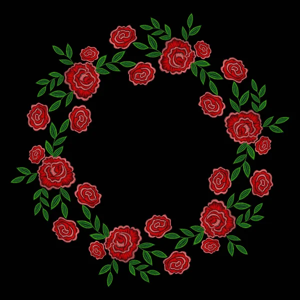 Στεφάνι κέντημα τριαντάφυλλο για το ντεκόρ. Διάνυσμα μόδα κεντημένα orn — Διανυσματικό Αρχείο
