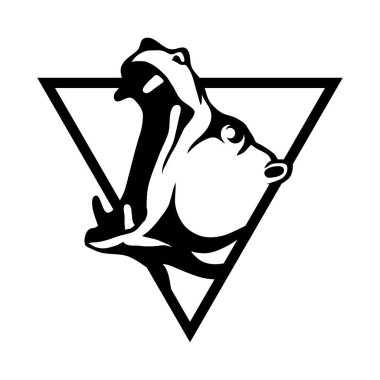 Üçgen kafasına su aygırı