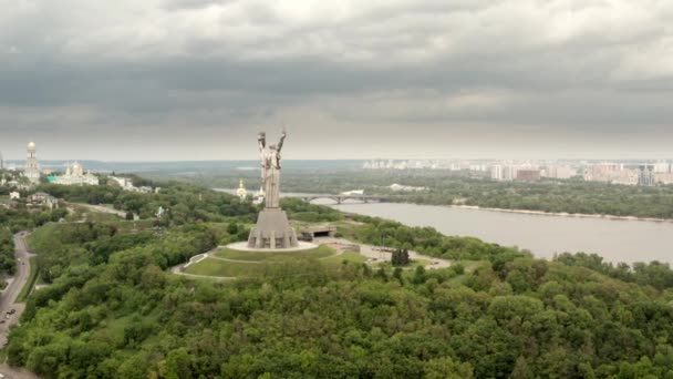 Vue Aérienne Ville Kiev Ukraine Monument Mère Patrie Sur Colline — Video