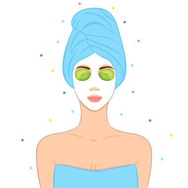 Yüz maskesi ile güzel bir kadın. Ev Spa concept.