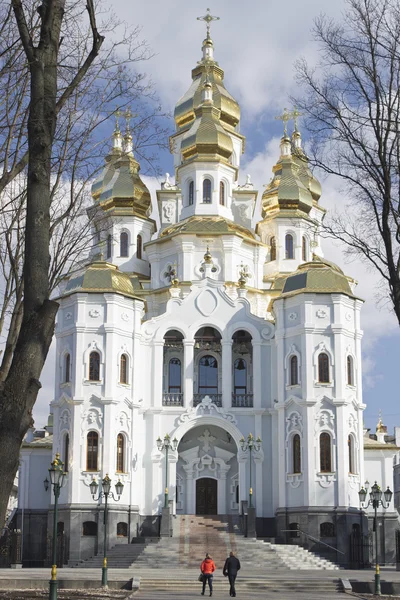 Novo templo ortodoxo no centro de Kharkov — Fotografia de Stock