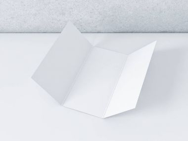 Beyaz masa, kağıt üzerinde beyaz broşür Mockup açıldı