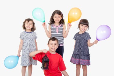 Ramazan Bayramı'nı kutlayan mutlu çocuklar ( Bayram )