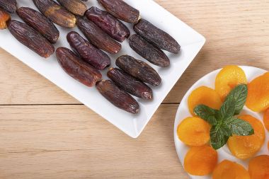 Ramazan ayında kurutulmuş tarihleri