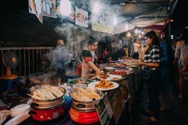 Cumartesi gece Pazarı'na, Chiang Mai, Tayland gıda durak