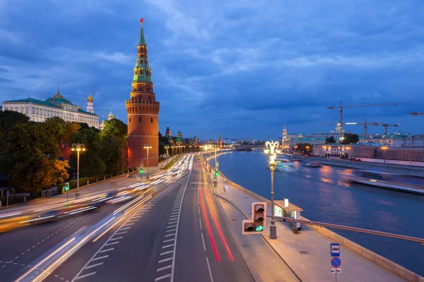 Vista do crepúsculo do Kremlin de Moscou, Rússia — Fotografia de Stock