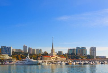 Rusya, Soçi, Liman, Deniz İstasyonu, Turtada gemiler ve yatlar