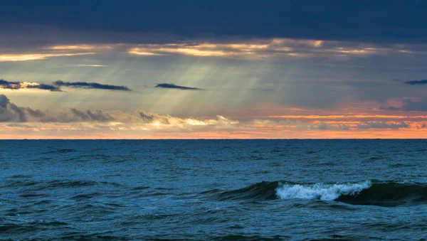 Costa Mar Pôr Sol — Fotografia de Stock