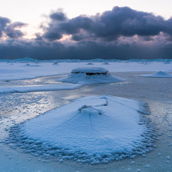 Sneeuwkust Bij Zonsondergang — Stockfoto