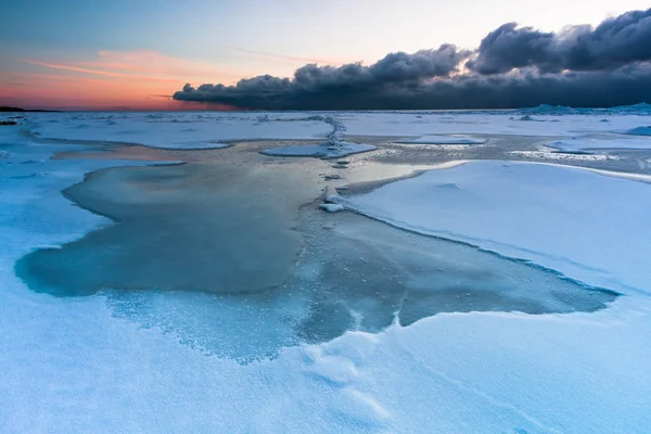 Côte Mer Enneigée Coucher Soleil — Photo