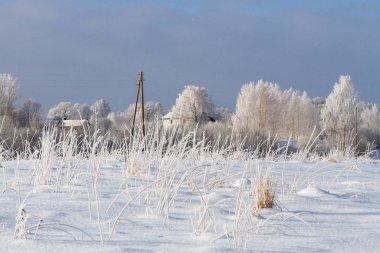 Kış mevsiminde güzel kar manzarası