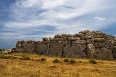 Malta 'daki eski bina kalıntıları
