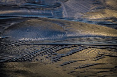 Gün batımında buz çizimi