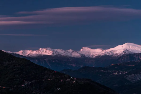 Bellissimo Paesaggio Montagna Alla Sera — Foto Stock