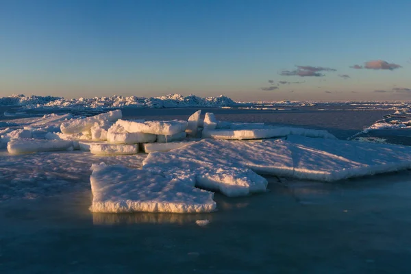 Costa Mar Con Hielo Temporada Invierno — Foto de Stock